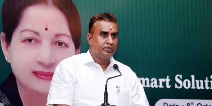 minister-velumani